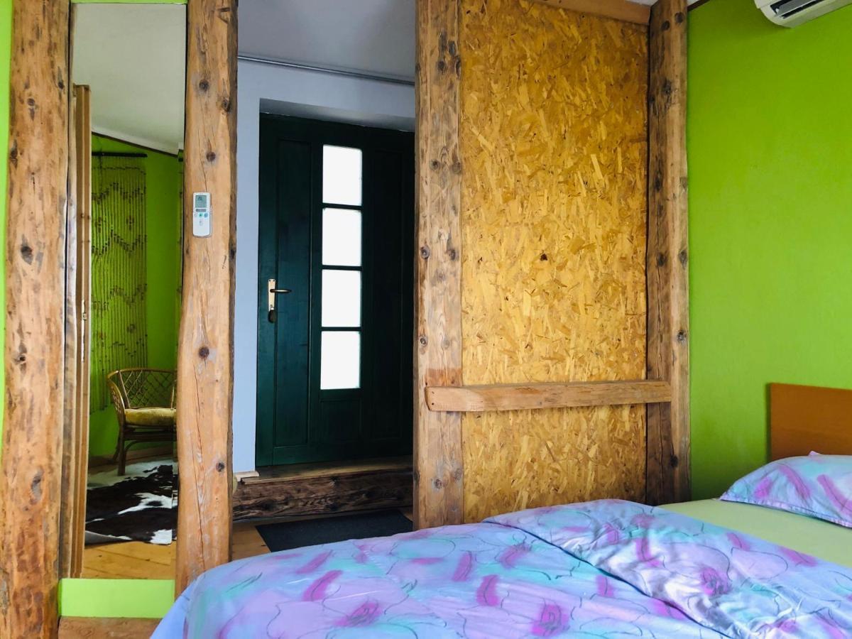 Stonehouse Appartement Nova Gorica Buitenkant foto